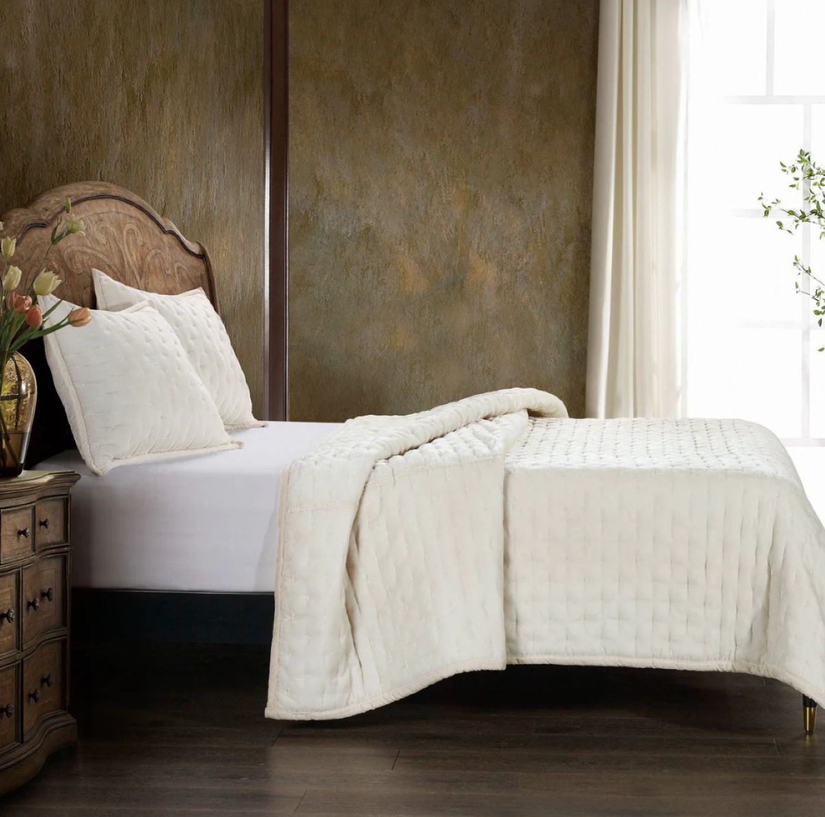 Stella Faux Silk Velvet Pintuck Quilt Set - Full/Queen (stone) - Image 4